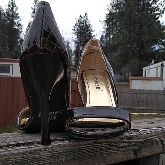61/2 brown black open-toed heels - Picture 3 of 5
